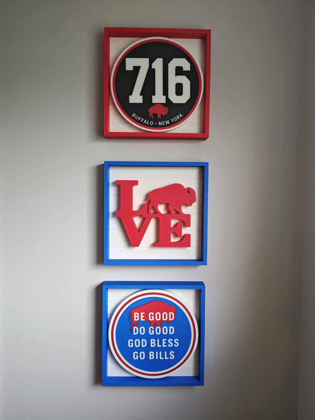 Buffalove Shadow Box